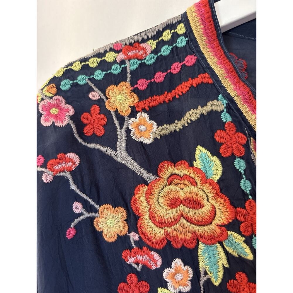 Johnny Was Tunic Blouse Top Medium Blue Vneck Flowy Relaxed Embroidered Long - Picture 7 of 15